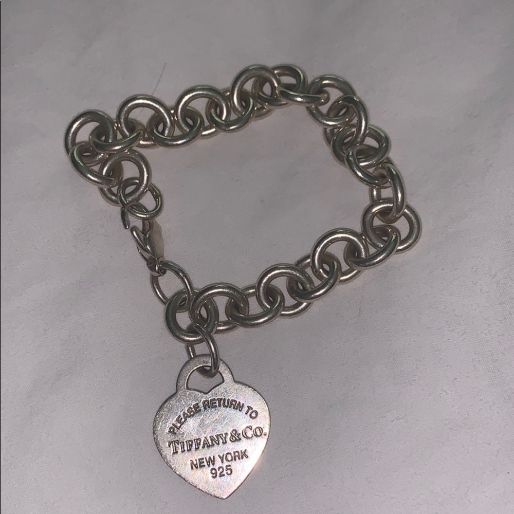 Selling Tiffany bracelet (authentic)